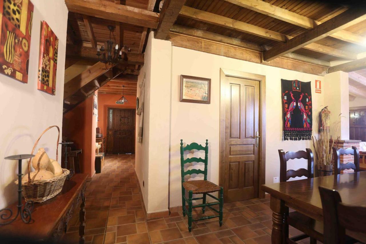 Hostal La Casa del Abuelo Simón Fuente el Sauz Exterior foto